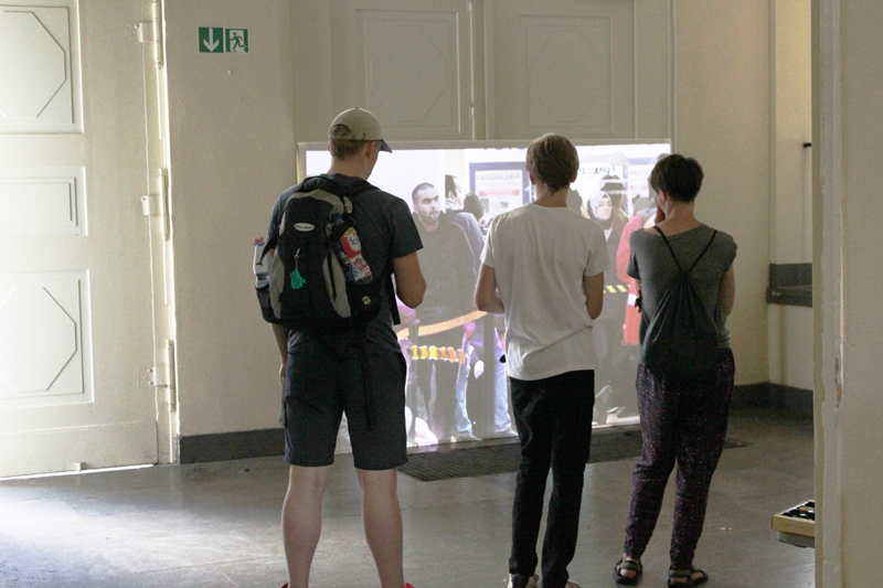 Site-specific Research LAGeSo Berlin 2016, 
  52.5264629,13.3476244 (LaGeSo), video still (Kirsten Kötter)